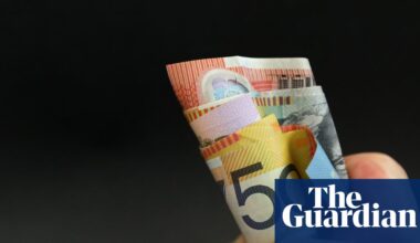 ATO’s revamped ‘robotax’ scheme targets $5.3bn in on-hold debts – some that have been invisible for years | Tax
