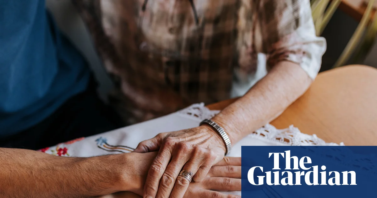 Pressure grows on DWP over ‘misleading’ response to carer’s allowance scandal | Carers