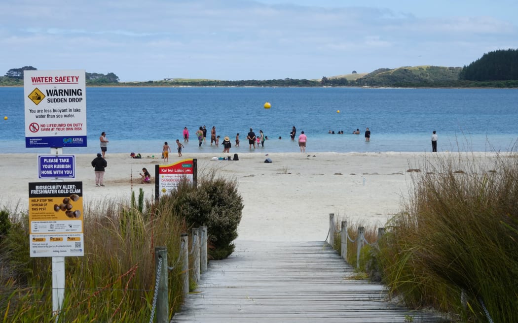 Lake Taharoa is the Kaipara District’s most popular swimming and boating spot.