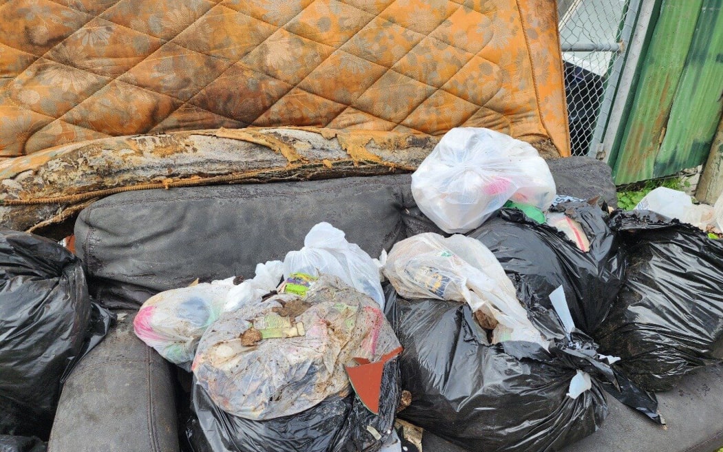 Rubbish left outside Gisborne city's Waste Management transfer station this year has cost ratepayers $570,000, as of October.