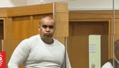 Norton Sowerby sentenced on three counts of manslaughter after driving across Hamilton train tracks, killing his friends