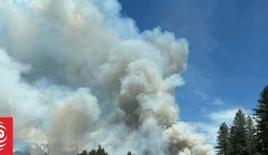 Tourists stunned at speed of Tongariro fire