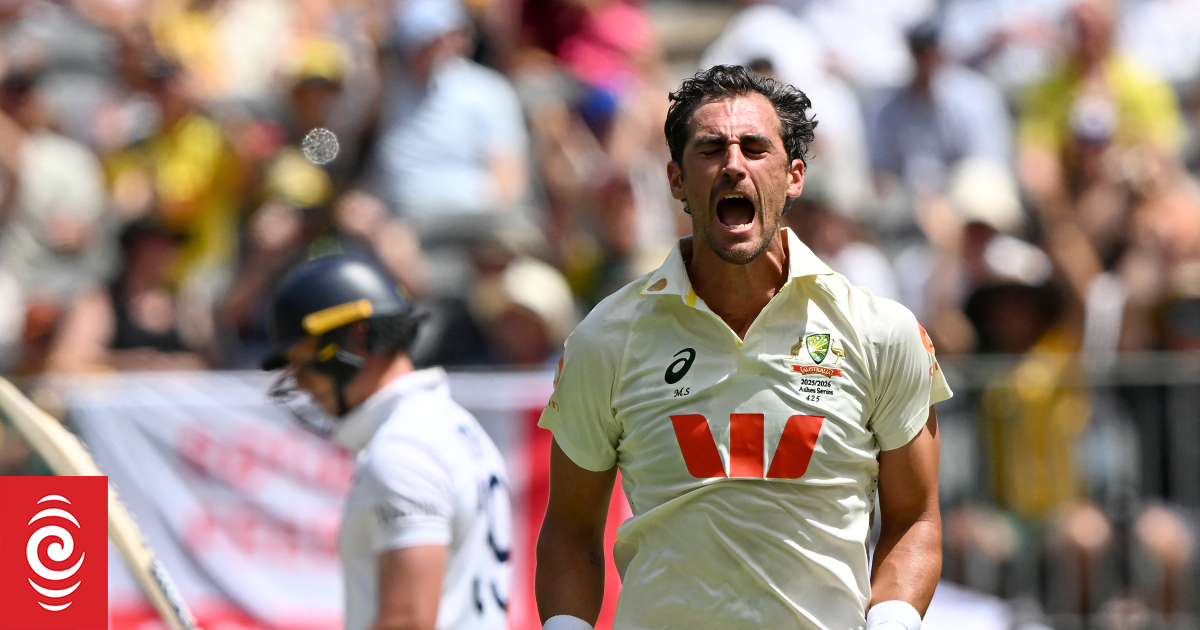 The Ashes live: Australia v England - second test, day one