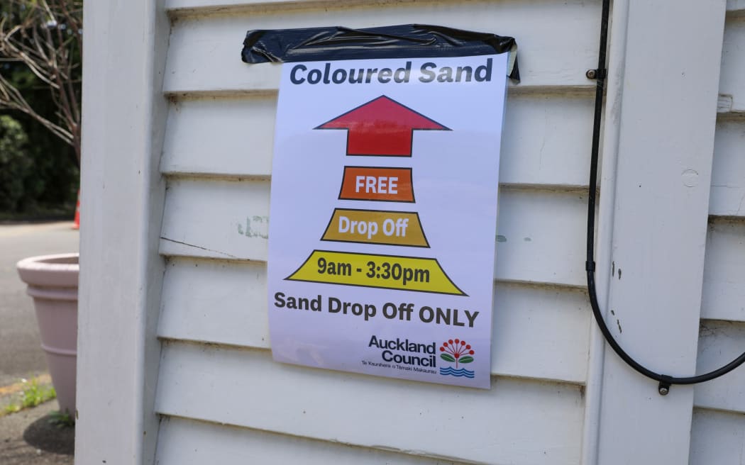 Asbestos sand disposal spot - Auckland Central 20 November 2025