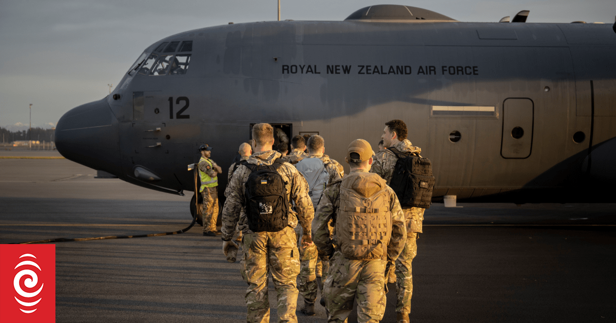 Defence Force 'dusting off the history books' to copy recruitment strategies from 1930s