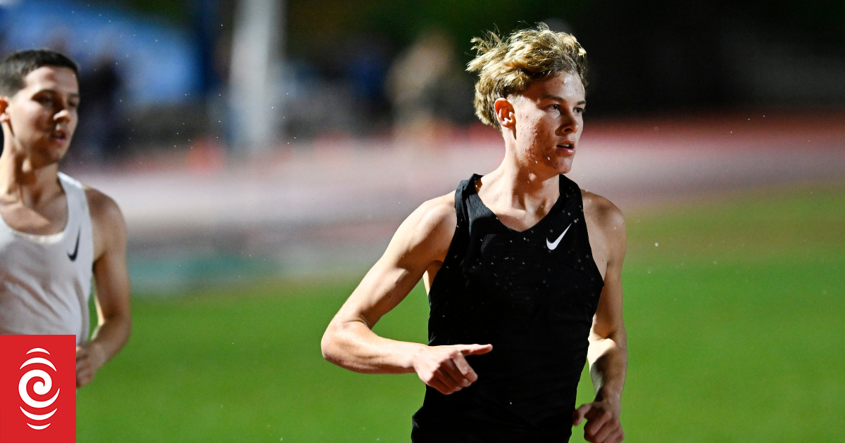 Running prodigy Sam Ruthe shatters schoolboy 1500m record