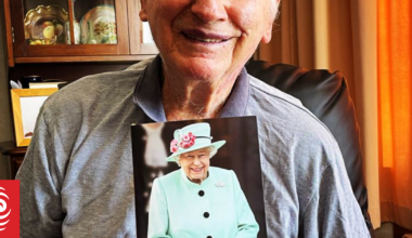 'Immense sadness': Former Prime Minister Helen Clark's father dies at the age of 103