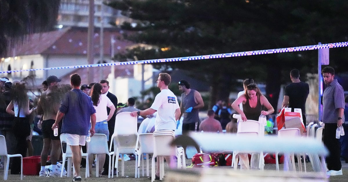 Bystander shown in videos disarming gunman during Australian beach shooting commended for bravery - CTV News
