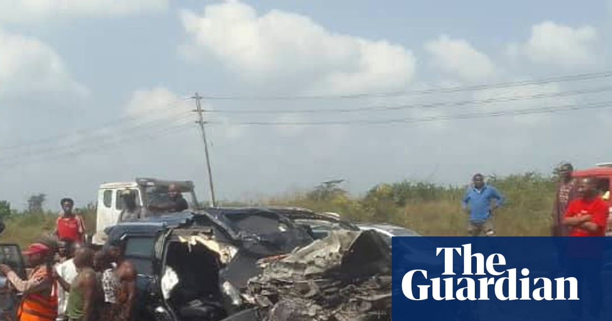 Anthony Joshua injured in car crash in Nigeria that killed two people | Anthony Joshua