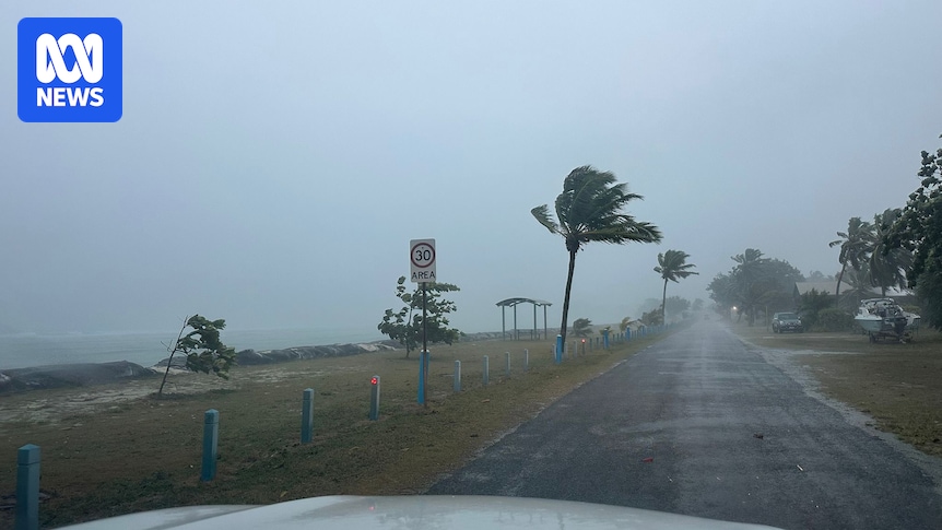 Tropical Cyclone Grant approaches Cocos (Keeling) Islands as severe Christmas heatwave scorches WA
