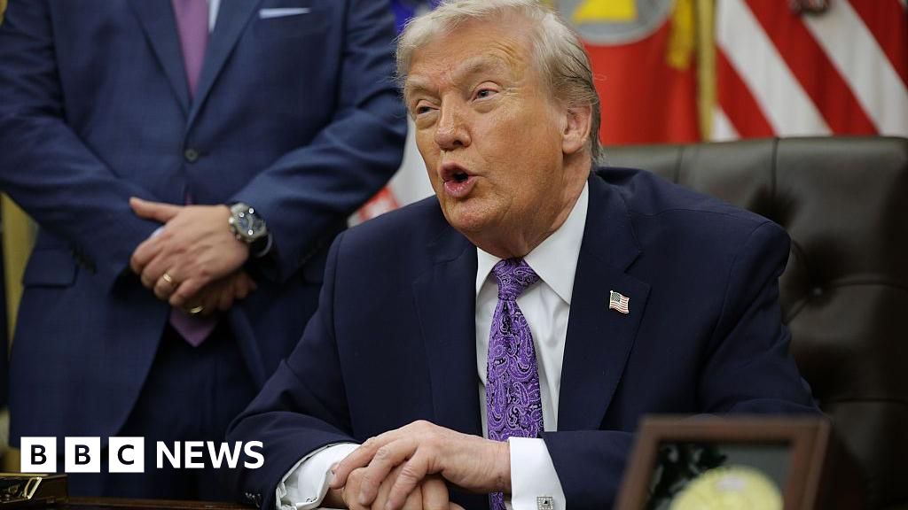 Trump says he will pardon jailed elections clerk Tina Peters