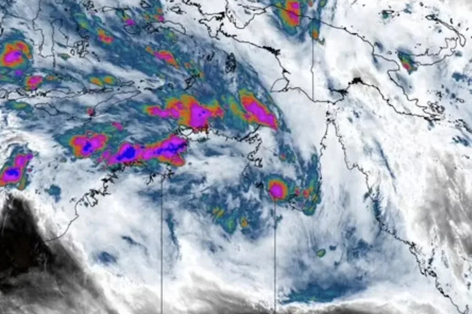 A radar map showing the monsoon rain set to lash the NT and Queensland. 