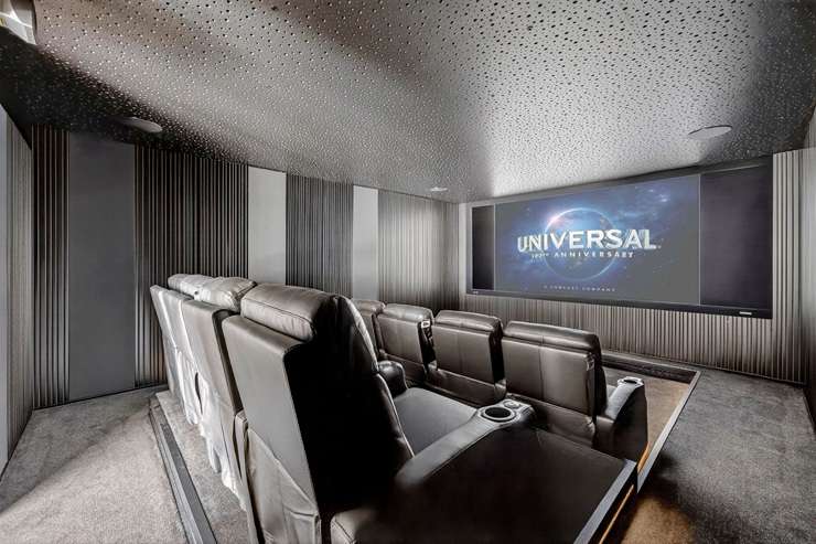 The mansion at 29 Minnehaha Avenue, in Auckland's Takapuna, is quietly on the market and attracting serious interest. Photo / Supplied