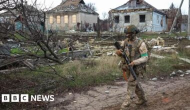 Ukraine prepares new peace plan as Zelensky rules out giving up land