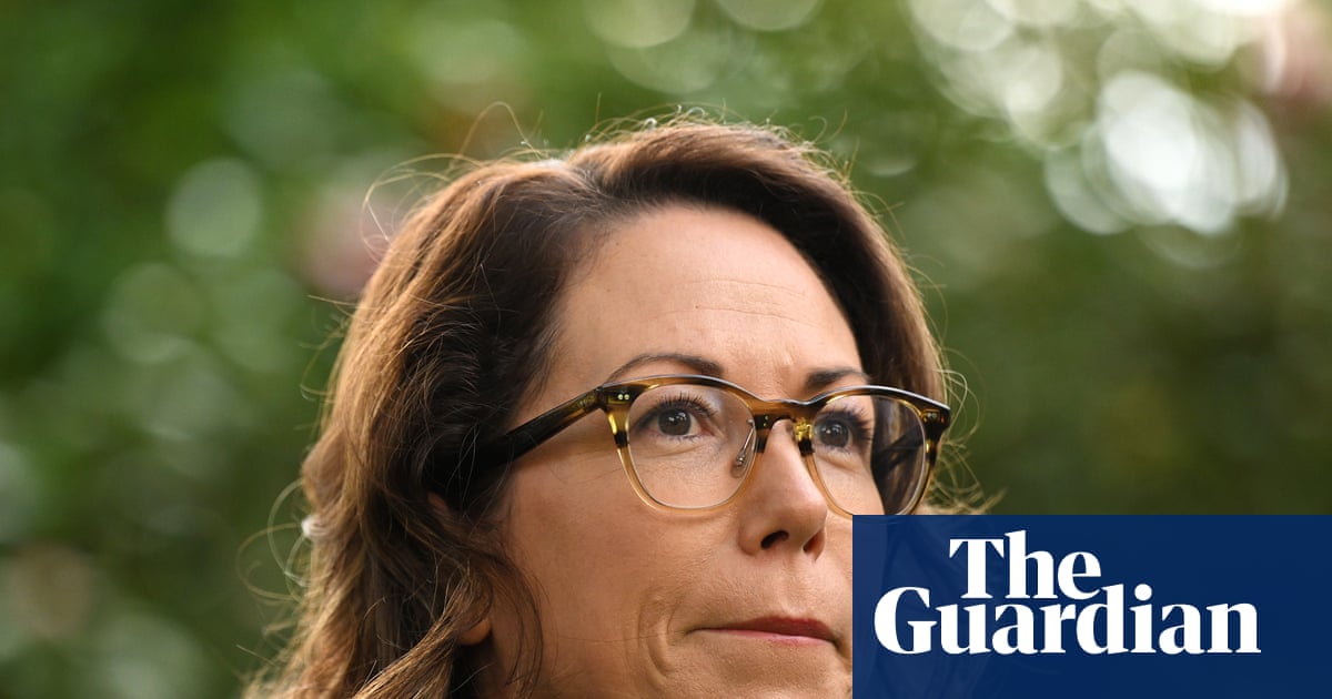 Victoria to cut 1,000 public service jobs in bid to slash government spending | Victorian politics