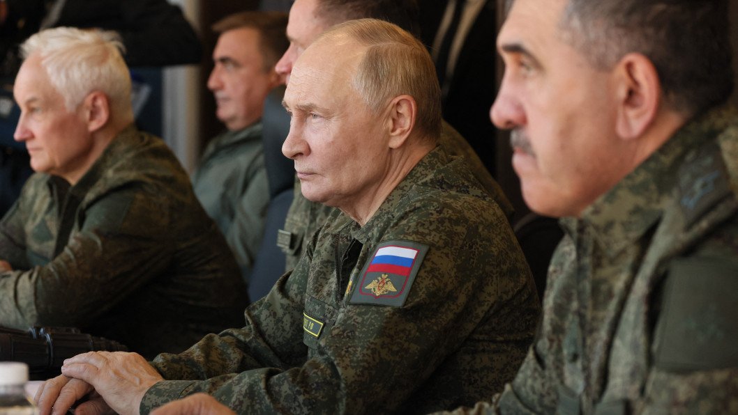 Putin Threatens Swift War on Europe While Russian Forces Stumble in Ukraine