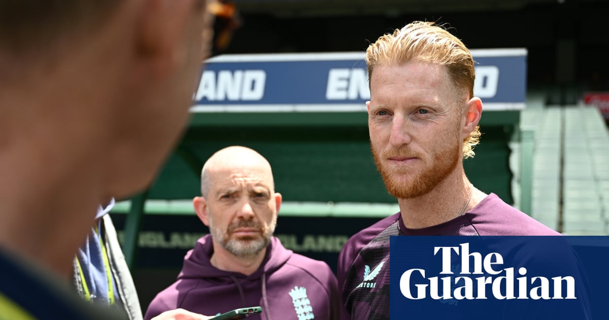 Stokes calls for ‘empathy’ for England players and pledges support for Duckett | Ashes 2025-26