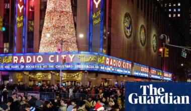 Trump news at a glance: President claims tariffs behind unexpected growth, but consumer confidence falls | Trump administration