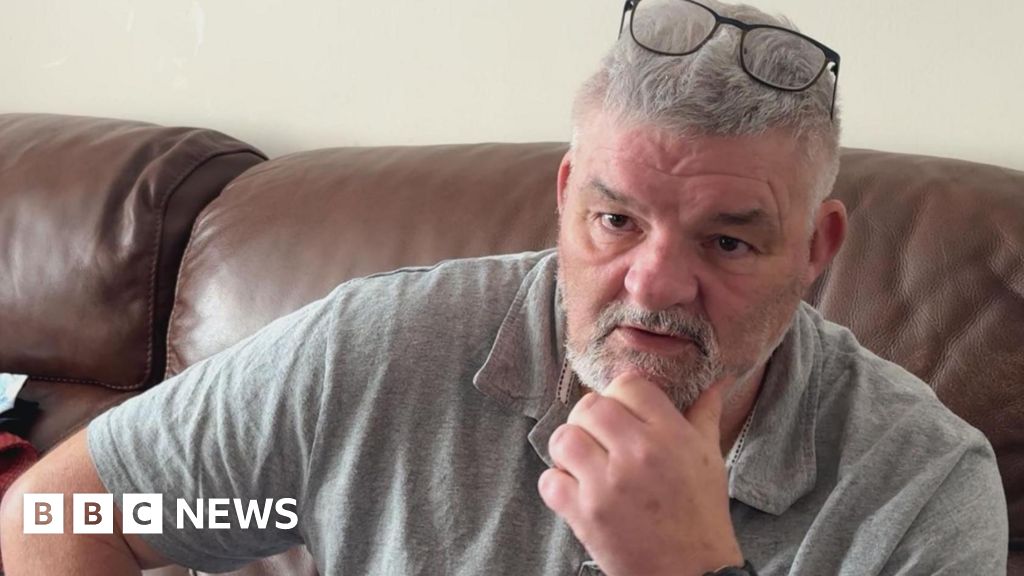 Double-amputee waits two years for a wheelchair that fits