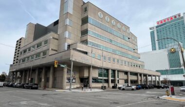 Five teens charged after confronting mother and children with machete, BB gun - CTV News