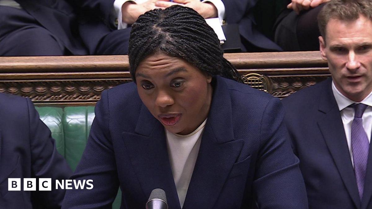 Badenoch and Starmer clash over Budget at PMQs