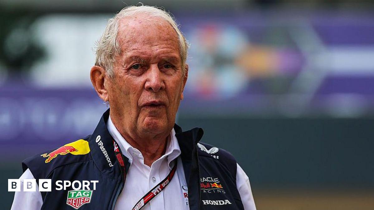 Helmut Marko in Red Bull team clothing