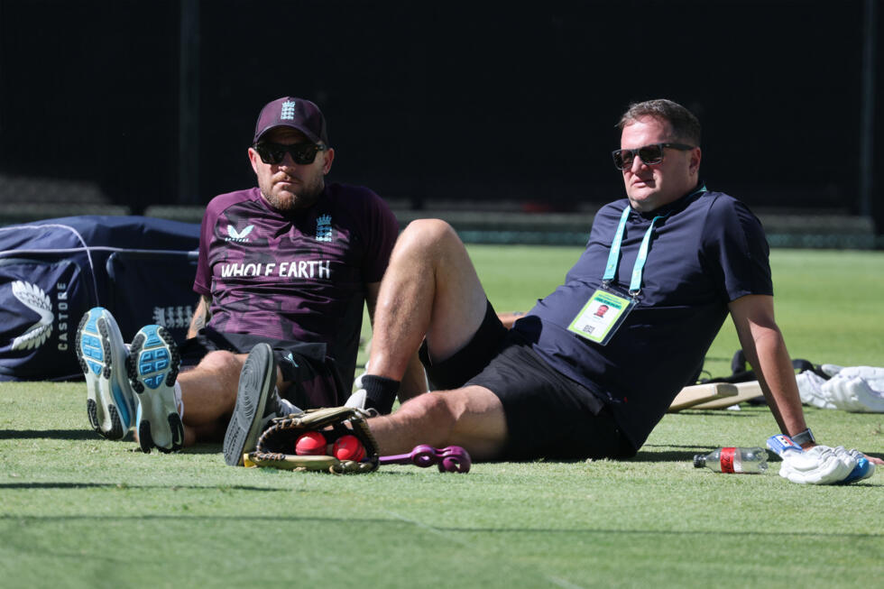 England managing director Rob Key (right) and head coach Brendon McCullum