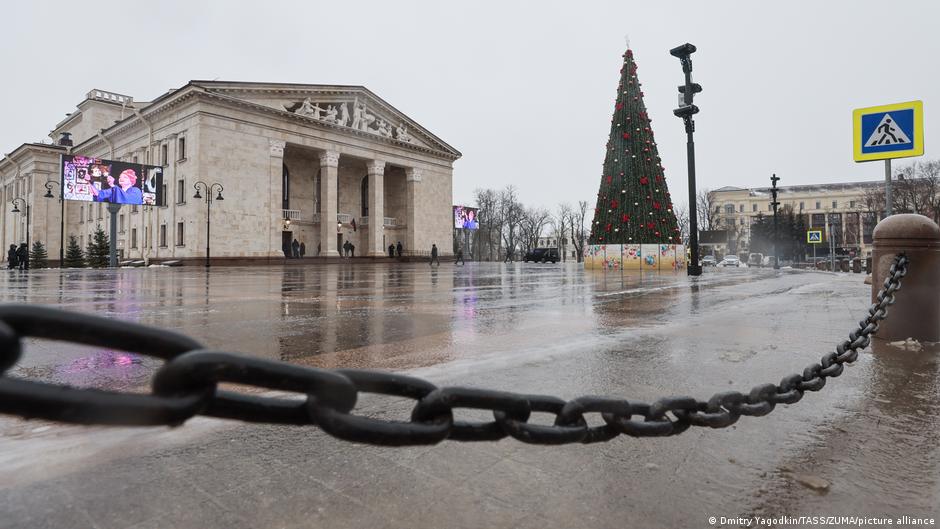 Russia opens new Mariupol theater after devastating siege – DW – 12/30/2025