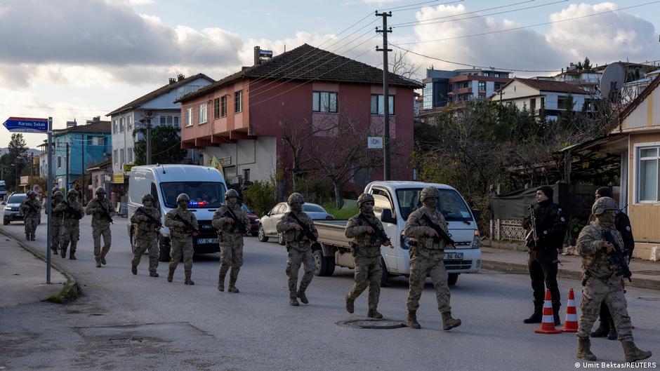 Turkey detains 357 suspects after 'Islamic State' clashes – DW – 12/30/2025