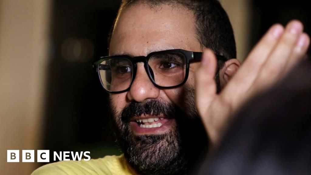 Government to review 'information failures' in British-Egyptian activist case