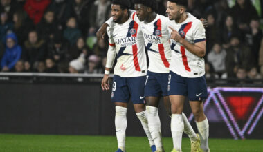 Teenage pair Ndjantou, Mbaye star as PSG beat Metz to go top