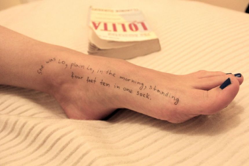 A photo of a foot with a line from