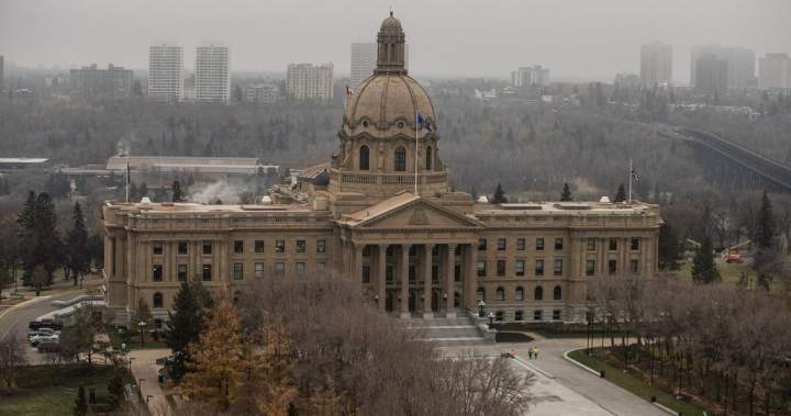 Saskatchewan reacts to Alberta’s proposed referendum on independence