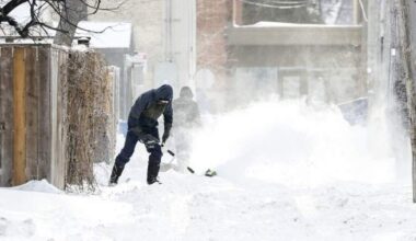 Treacherous commutes expected in Alberta as winter wallop tracks across Canada