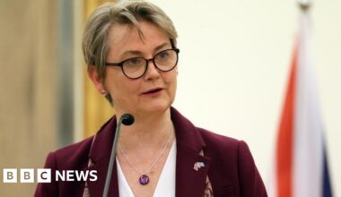 UK sanctions Syria militant groups over violence against civilians