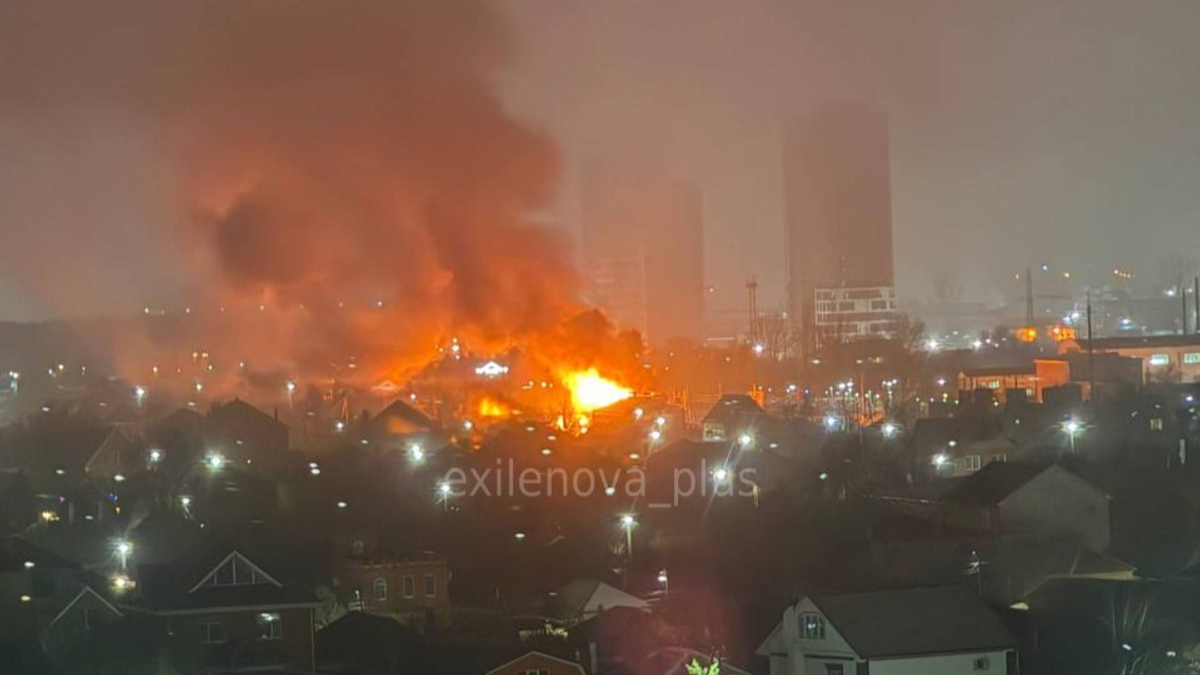 Explosions Rock Rostov, Bataysk After Drone Attack on Oil Tanker