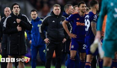 Eddie Howe and his Newcastle United players applaud the away end after the defeat over Sunderland at the Stadium of Light