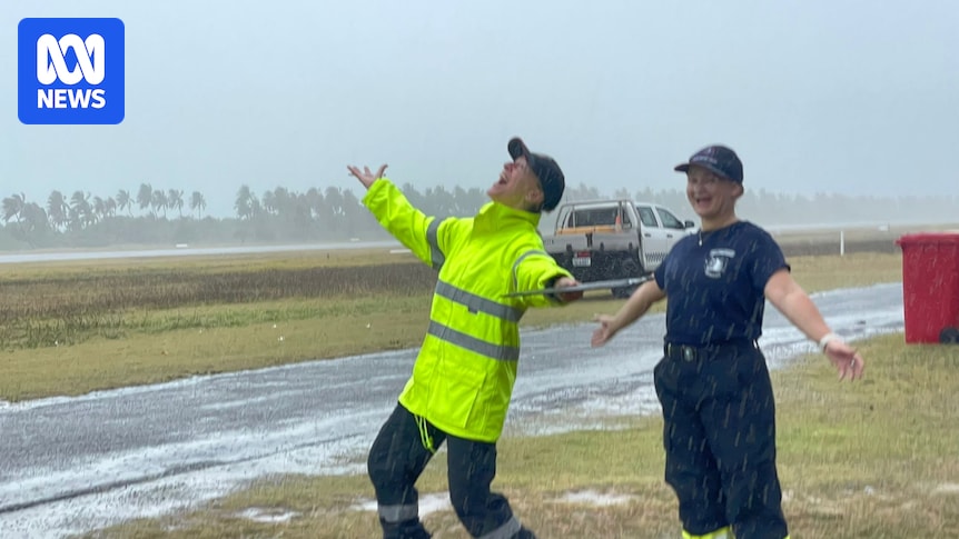 Cocos (Keeling) Islands residents bunker down as Tropical Cyclone Grant approaches