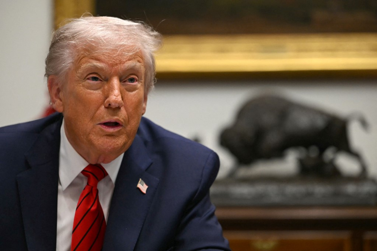 Trump Has ‘Pretty Strong Words’ With Europe, Ukraine Reportedly Sends Peace Proposal to Washington