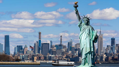 Every tourist to the US will be required to provide 5 years of social media history