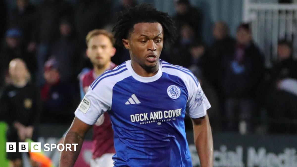 Ethan McLeod playing for Macclesfield