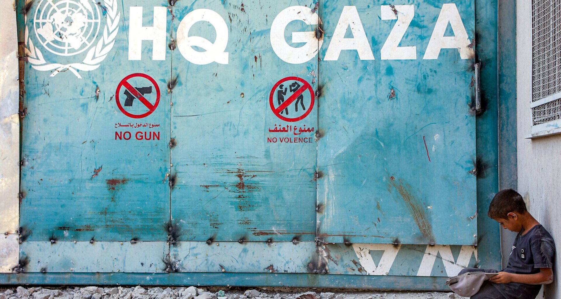 US considers hitting UNRWA with terrorism-related sanctions