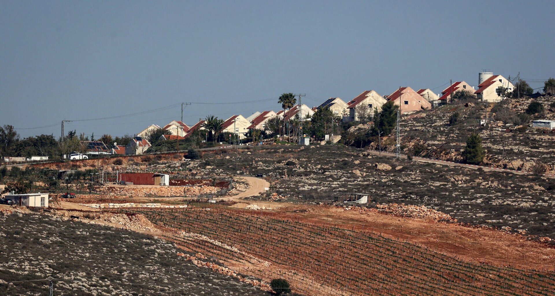 Government announces 19 new West Bank settlements and legalized outposts