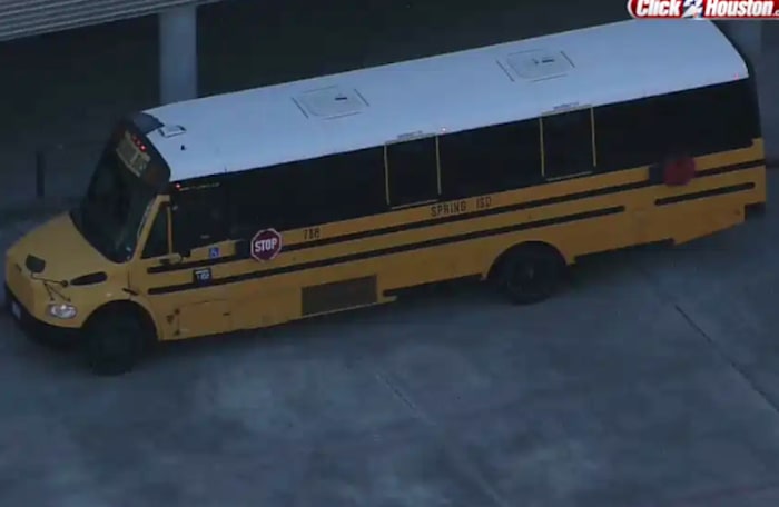 Man points weapon at Spring ISD bus driver, students, then runs away