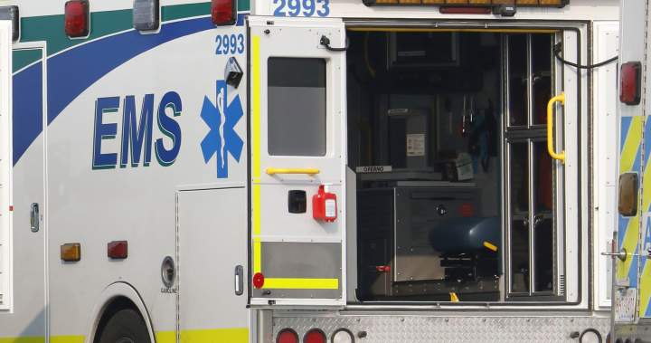 Edmonton paramedics exhausted amid long response times, fewer staff: ‘It’s heartbreaking’