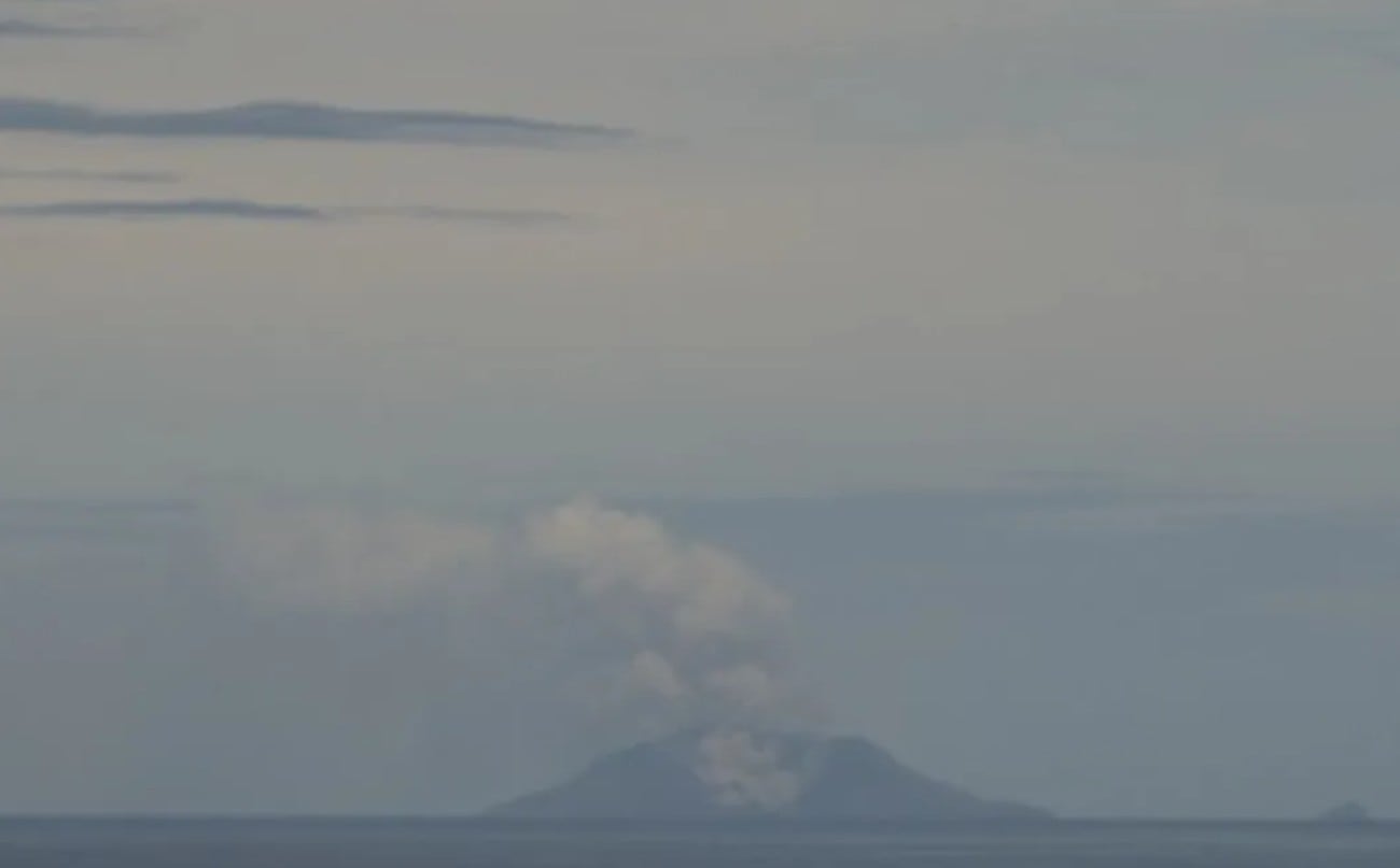 Volcanic activity on Whakaari - White Island. Photo / Geonet