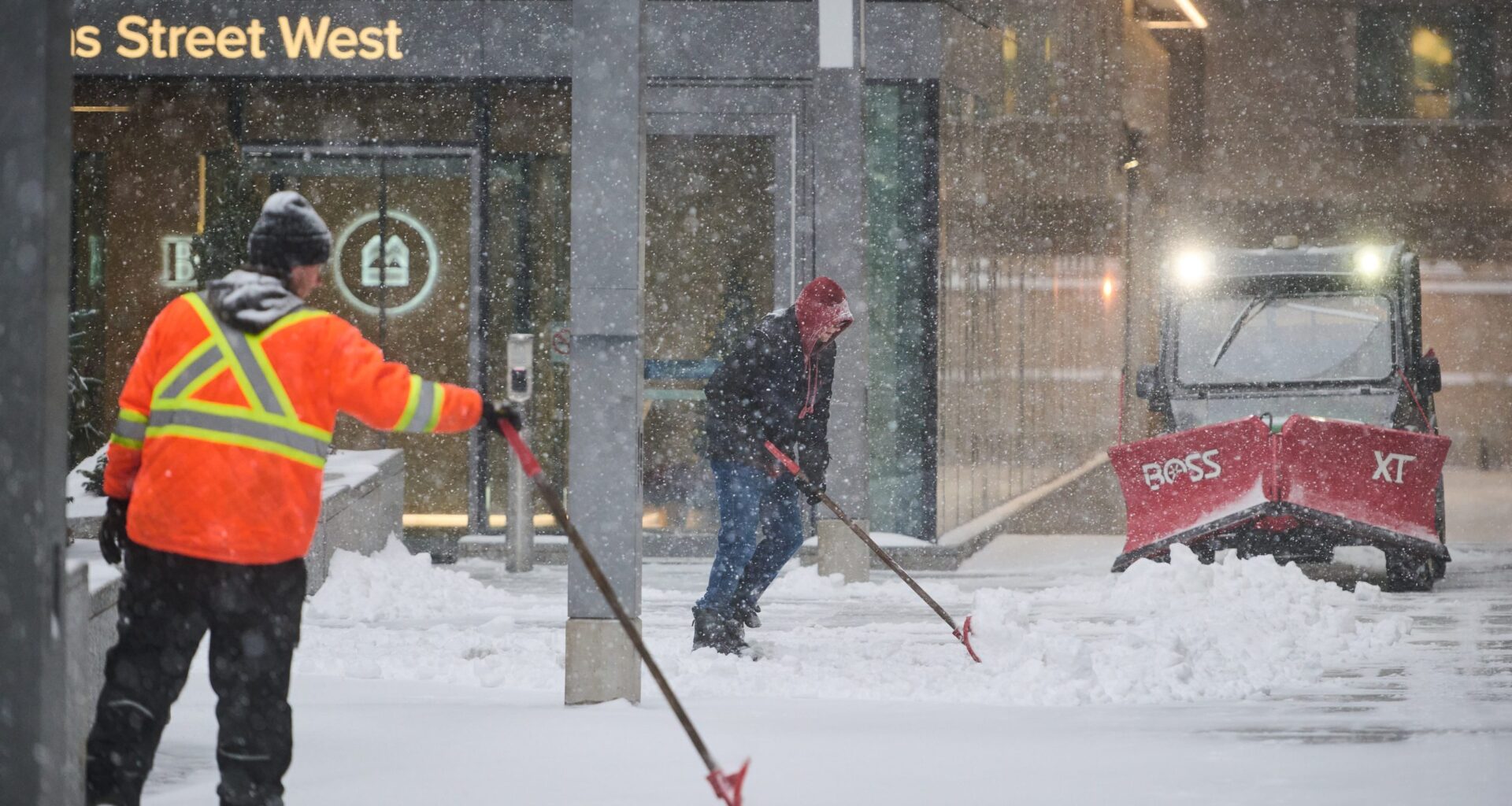 More than 60,000 customers without power after winter storm hits Ontario: Hydro One