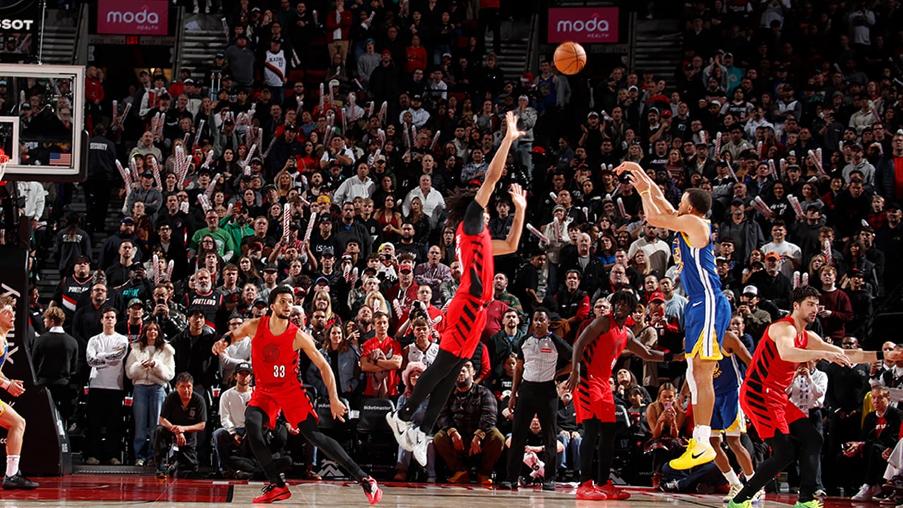 Stephen Curry's 48 Points, 12 3-Pointers, Not Enough as Dubs Fall to Trail Blazers - NBA