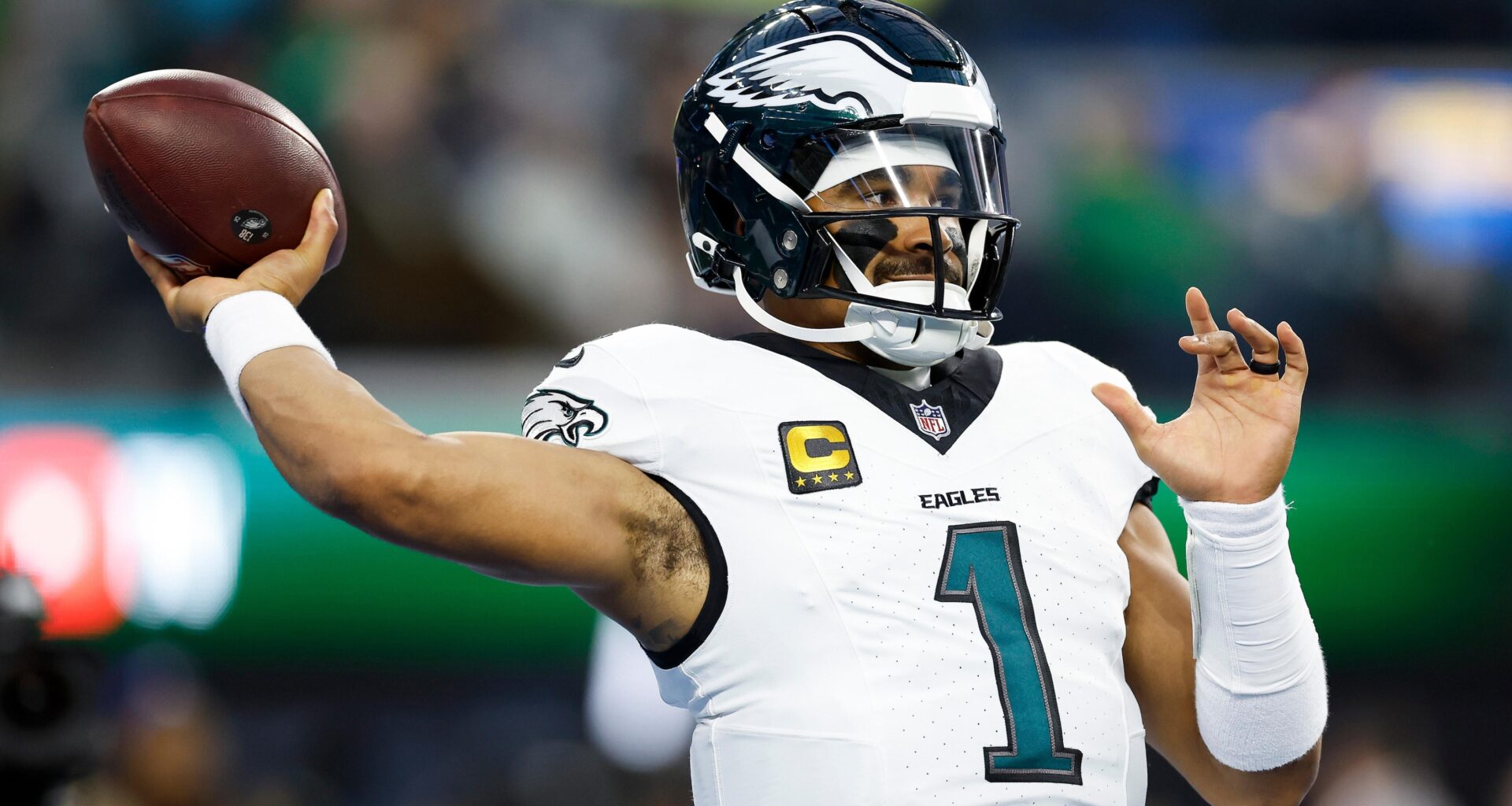 Could Jalen Hurts Be Benched? Eagles' Nick Sirianni Slams Question amid Losing Streak