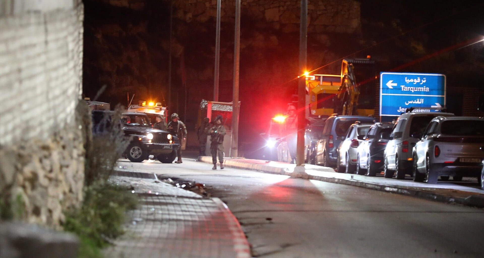 Palestinian speeding car toward troops in Hebron killed, as is passerby; soldier lightly hurt